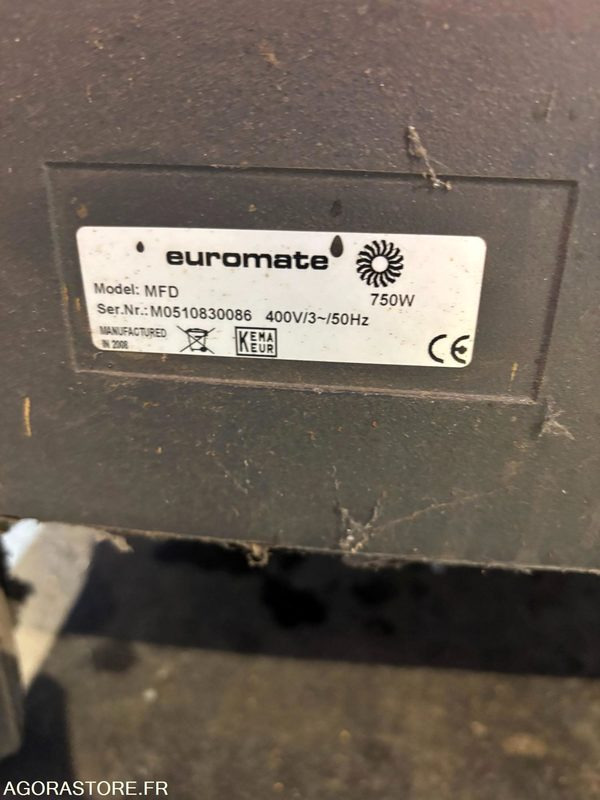 EXTRACTEUR MOBILE DE FUMEES DE SOUDAGE A FILTRE AMOVIBLE - EUROMATE MFD - Dụng cụ/ Thiết bị: hình 2 EXTRACTEUR MOBILE DE FUMEES DE SOUDAGE A FILTRE AMOVIBLE - EUROMATE MFD - Dụng cụ/ Thiết bị: hình 2