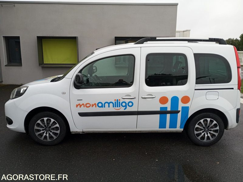 EY-098-HV - Roulant - RENAULT KANGOO - VP - 214 917 Kms - Xe hơi: hình 3 EY-098-HV - Roulant - RENAULT KANGOO - VP - 214 917 Kms - Xe hơi: hình 3