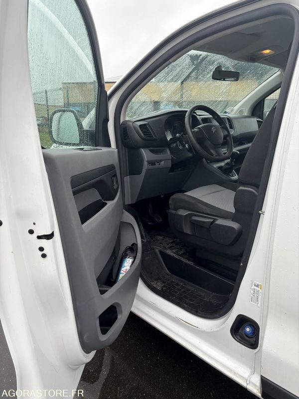 FB-572-MX - Roulant - CITROEN JUMPY SPACE TOURER - VP - 218 682 Kms - Xe bus mini, Xe van chở khách: hình 5 FB-572-MX - Roulant - CITROEN JUMPY SPACE TOURER - VP - 218 682 Kms - Xe bus mini, Xe van chở khách: hình 5