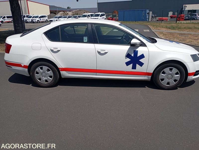 FE-151-KB - Roulant - SKODA OCTAVIA - VP - 370 471 Kms - Xe hơi: hình 1 FE-151-KB - Roulant - SKODA OCTAVIA - VP - 370 471 Kms - Xe hơi: hình 1