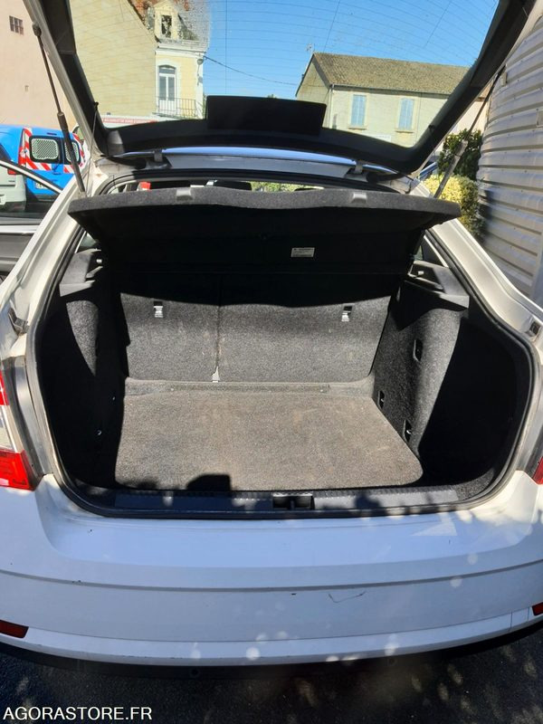 FG-550-ED - Roulant - SKODA OCTAVIA - VP - 322 235 Kms - Xe hơi: hình 5 FG-550-ED - Roulant - SKODA OCTAVIA - VP - 322 235 Kms - Xe hơi: hình 5