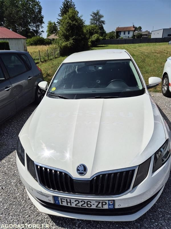 FH-226-ZP - Roulant - SKODA OCTAVIA - VP - 333 035 Kms - Xe hơi: hình 1 FH-226-ZP - Roulant - SKODA OCTAVIA - VP - 333 035 Kms - Xe hơi: hình 1