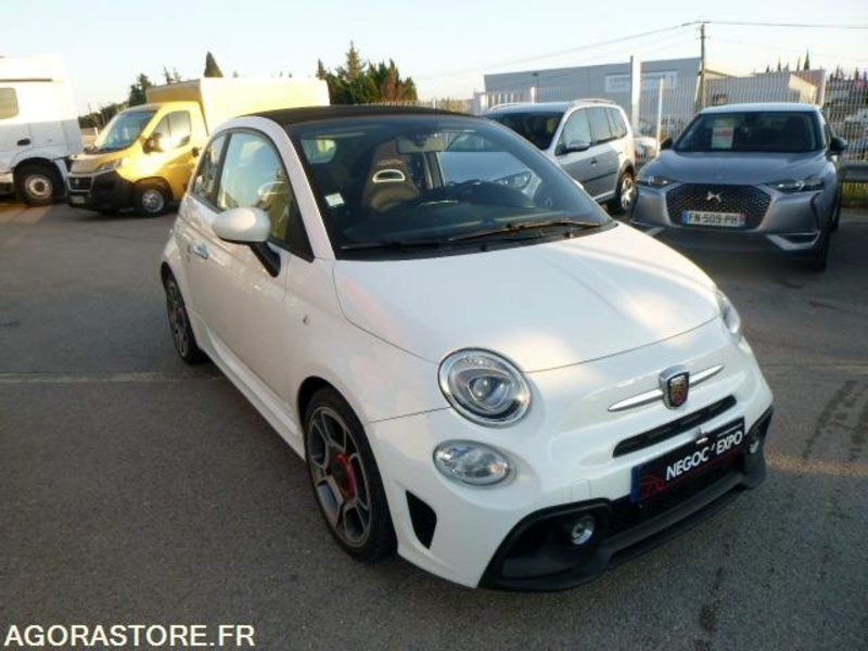 FIAT 500 abart Cabriolet - 2017 - 72321km - Embrayage neuf - Xe hơi: hình 1 FIAT 500 abart Cabriolet - 2017 - 72321km - Embrayage neuf - Xe hơi: hình 1