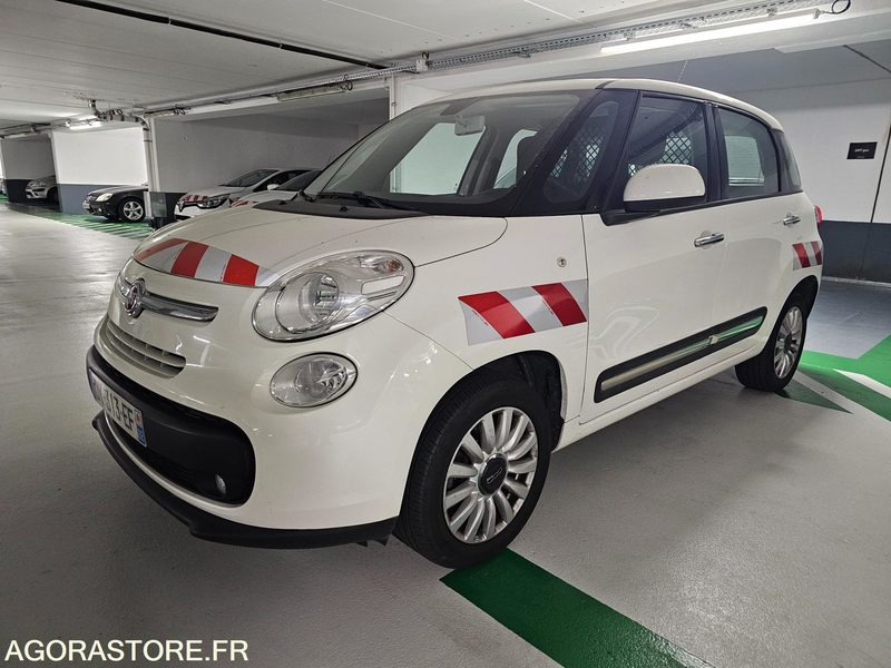FIAT 500L - 2015 - 116569KM - DY313EF - Xe hơi: hình 1 FIAT 500L - 2015 - 116569KM - DY313EF - Xe hơi: hình 1