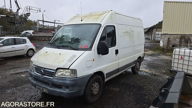 FIAT DUCATO - 2003 - 166464kms - 1565-WR-22 - Xe van chở hàng: hình 2 FIAT DUCATO - 2003 - 166464kms - 1565-WR-22 - Xe van chở hàng: hình 2