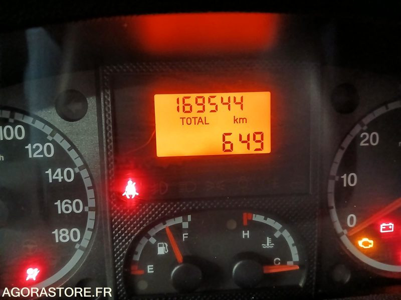 FIAT DUCATO BENNE 169544 KM AVEC CONTRE VISITE .. AVEC UNE CALANDRE CITROEN - Xe ben nhỏ: hình 5 FIAT DUCATO BENNE 169544 KM AVEC CONTRE VISITE .. AVEC UNE CALANDRE CITROEN - Xe ben nhỏ: hình 5