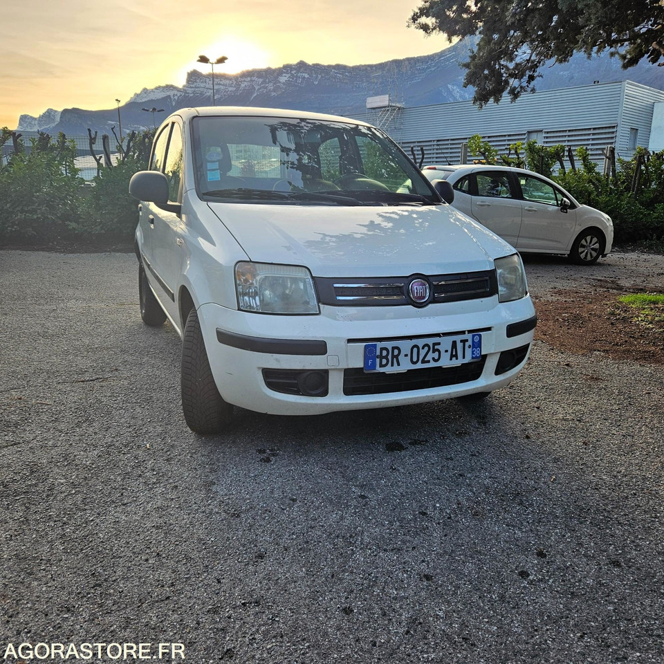 FIAT PANDA - Xe hơi: hình 2 FIAT PANDA - Xe hơi: hình 2