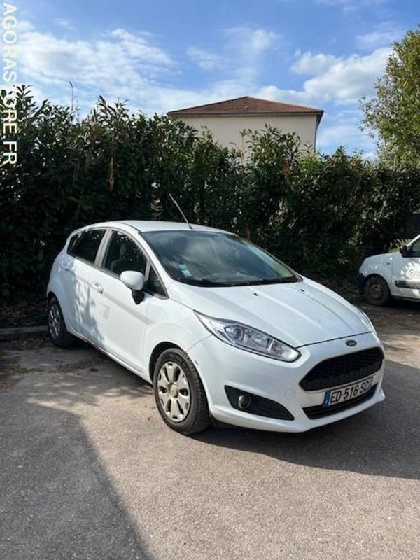 FORD FIESTA - ED-516-SC - Diesel 1.5 l - 183 000 KM - 2016 - Xe hơi: hình 1 FORD FIESTA - ED-516-SC - Diesel 1.5 l - 183 000 KM - 2016 - Xe hơi: hình 1