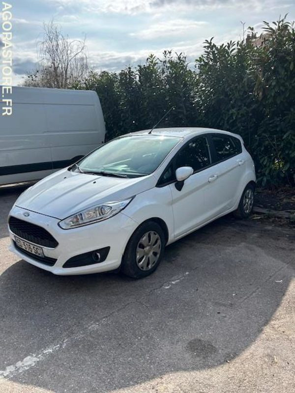 FORD FIESTA - ED-516-SC - Diesel 1.5 l - 183 000 KM - 2016 - Xe hơi: hình 2 FORD FIESTA - ED-516-SC - Diesel 1.5 l - 183 000 KM - 2016 - Xe hơi: hình 2