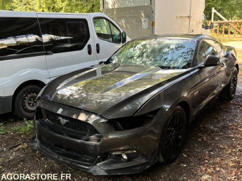 FORD MUSTANG FASTBACK 5.0 V8 - Xe hơi: hình 1 FORD MUSTANG FASTBACK 5.0 V8 - Xe hơi: hình 1