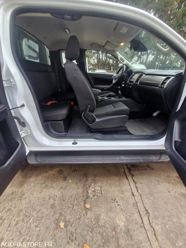 FORD RANGER 2.0 ECOBLUE 4×4 170 CV 136670 KMS - Xe bán tải: hình 5 FORD RANGER 2.0 ECOBLUE 4×4 170 CV 136670 KMS - Xe bán tải: hình 5
