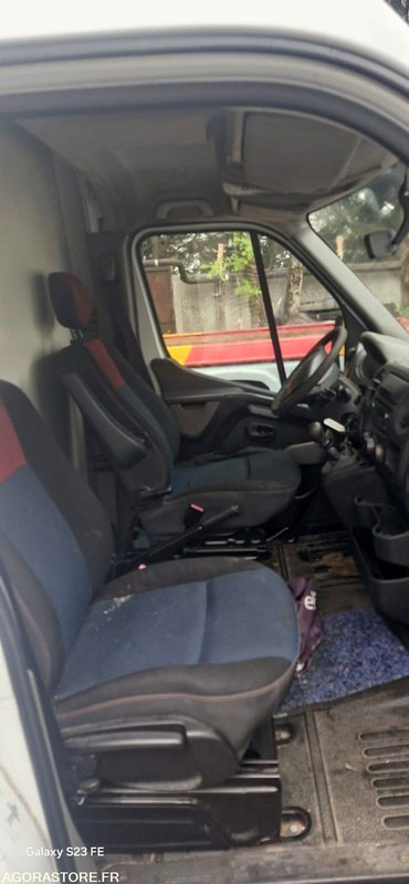 FOURGON RENAULT MASTER -2013-184734 kms CLIMATISE - Xe van chở hàng: hình 5 FOURGON RENAULT MASTER -2013-184734 kms CLIMATISE - Xe van chở hàng: hình 5