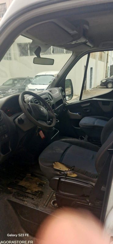 FOURGON RENAULT MASTER -2013-184734 kms CLIMATISE - Xe van chở hàng: hình 4 FOURGON RENAULT MASTER -2013-184734 kms CLIMATISE - Xe van chở hàng: hình 4