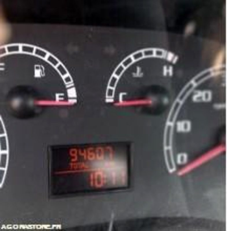 Fiat Strada 94607 kms 2010 - Xe bán tải: hình 3 Fiat Strada 94607 kms 2010 - Xe bán tải: hình 3