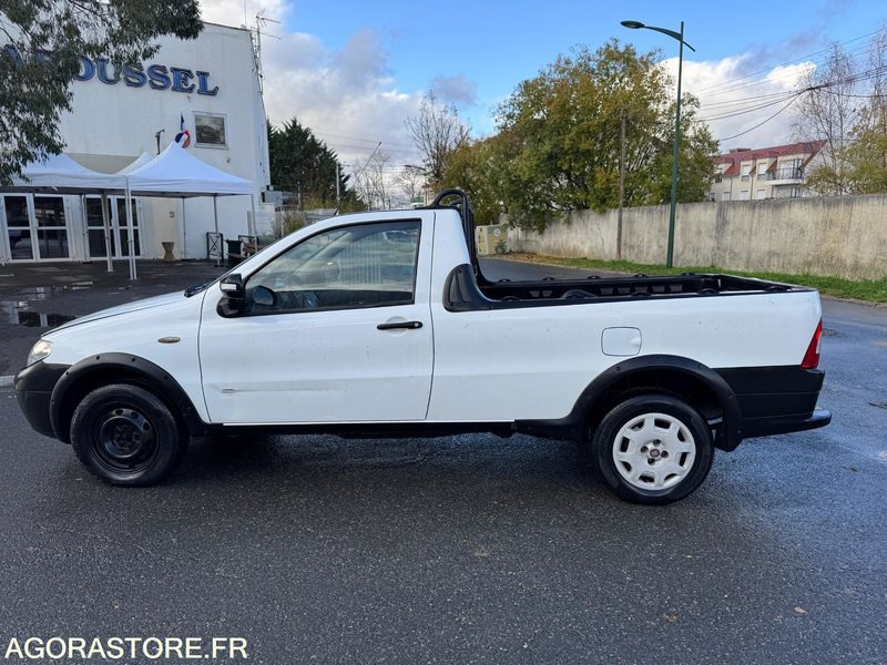 Fiat Strada II Pick Up 1.3 MJTD - Xe bán tải: hình 3 Fiat Strada II Pick Up 1.3 MJTD - Xe bán tải: hình 3