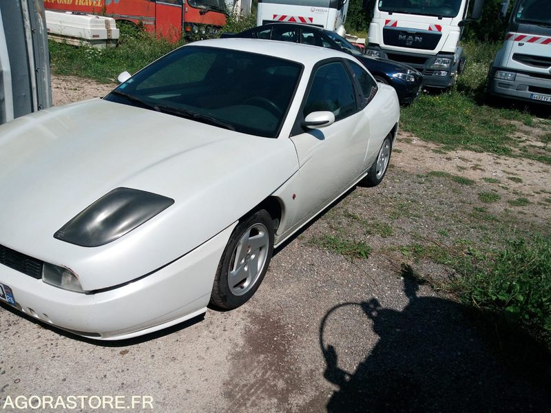 Fiat coupée 2.0L 20V - Xe hơi: hình 2 Fiat coupée 2.0L 20V - Xe hơi: hình 2