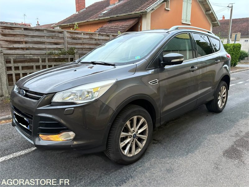 Ford Kuga 2.0l Tdci Powershift 4x4 - 2016 - 270 000km - Xe hơi: hình 3 Ford Kuga 2.0l Tdci Powershift 4x4 - 2016 - 270 000km - Xe hơi: hình 3