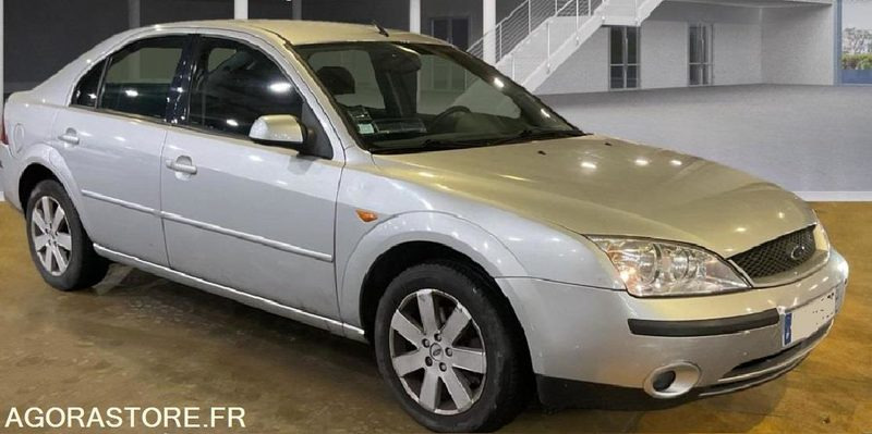 Ford Mondeo 1.8I - 125 GHIA .CT-OK passé et accepté pour 2 ans - Xe hơi: hình 1 Ford Mondeo 1.8I - 125 GHIA .CT-OK passé et accepté pour 2 ans - Xe hơi: hình 1