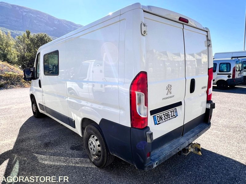 Fourgon utilitaire Peugeot Boxer 2,2l HDI 130cv - Année 2015 - 235000kms - Xe van chở hàng: hình 5 Fourgon utilitaire Peugeot Boxer 2,2l HDI 130cv - Année 2015 - 235000kms - Xe van chở hàng: hình 5