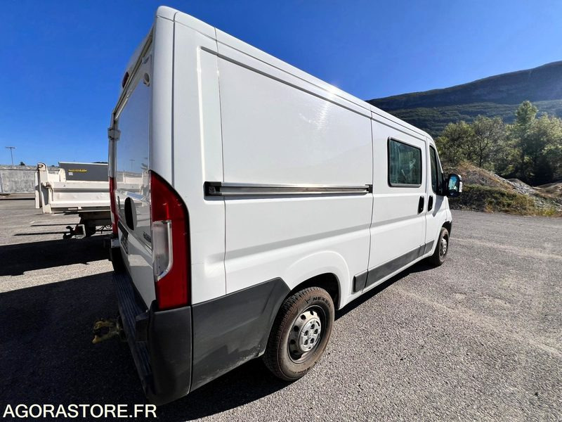 Fourgon utilitaire Peugeot Boxer 2,2l HDI 130cv - Année 2015 - 235000kms - Xe van chở hàng: hình 4 Fourgon utilitaire Peugeot Boxer 2,2l HDI 130cv - Année 2015 - 235000kms - Xe van chở hàng: hình 4