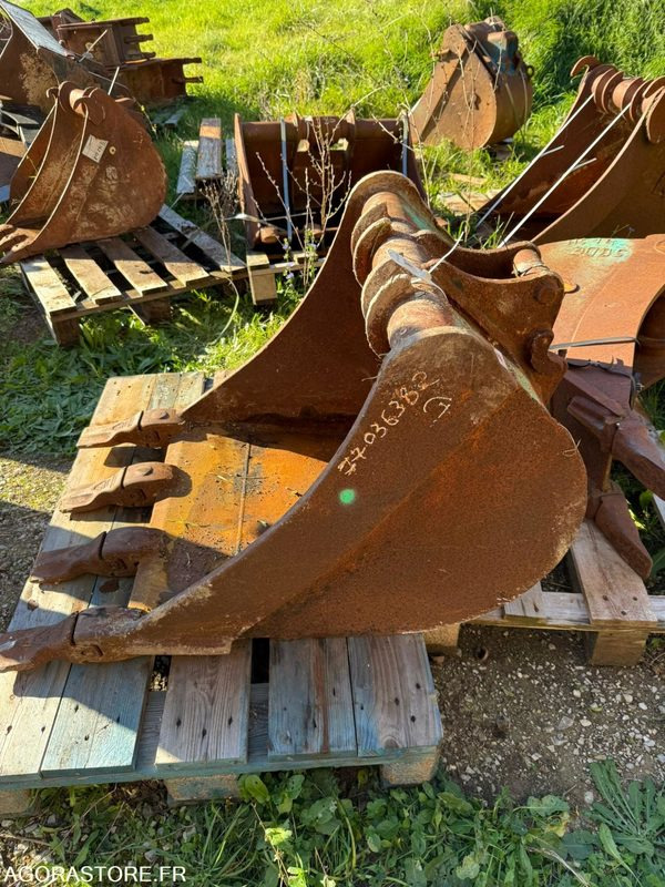 Godet 700mm Morin 3 - Gầu cho Máy móc xây dựng: hình 4 Godet 700mm Morin 3 - Gầu cho Máy móc xây dựng: hình 4