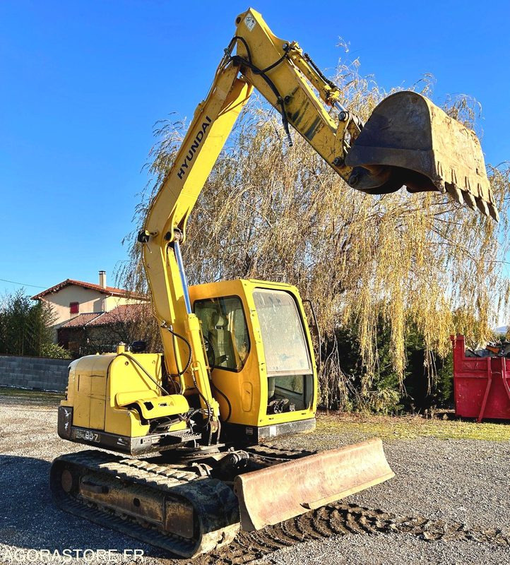 HYUNDAI ROBEX 80-7 - Máy xúc: hình 1 HYUNDAI ROBEX 80-7 - Máy xúc: hình 1