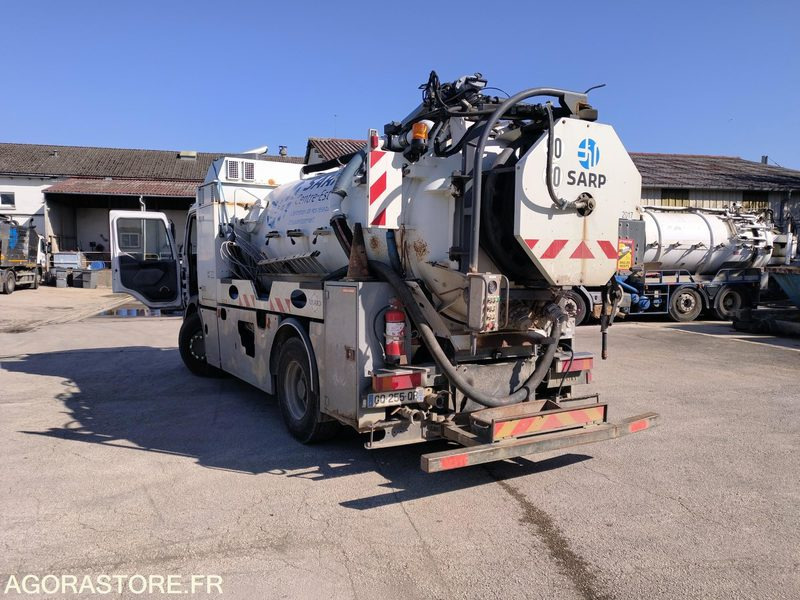 Hydrocureur RIVARD 19T châssis Renault Trucks GQ255QR (Vente uniquement export) - Xe tải chân không: hình 4 Hydrocureur RIVARD 19T châssis Renault Trucks GQ255QR (Vente uniquement export) - Xe tải chân không: hình 4