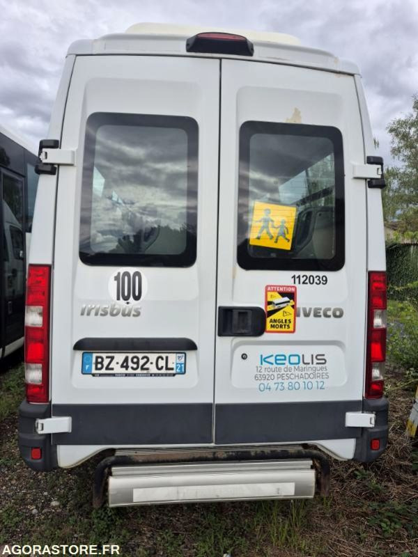 IVECO BUS DAILY N°112039 - Xe bus mini, Xe van chở khách: hình 2 IVECO BUS DAILY N°112039 - Xe bus mini, Xe van chở khách: hình 2