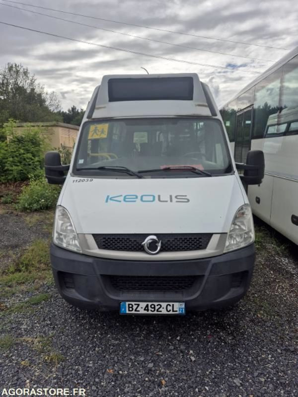 IVECO BUS DAILY N°112039 - Xe bus mini, Xe van chở khách: hình 1 IVECO BUS DAILY N°112039 - Xe bus mini, Xe van chở khách: hình 1