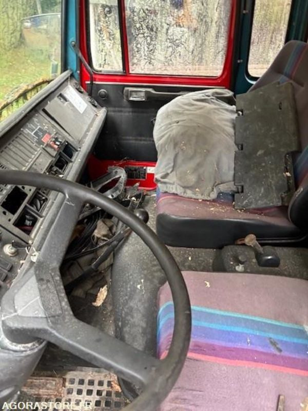 IVECO MAGIRUS 160-11 112144 KM POSTE DE COMMANDEMENT - Xe tải cứu hỏa: hình 3 IVECO MAGIRUS 160-11 112144 KM POSTE DE COMMANDEMENT - Xe tải cứu hỏa: hình 3