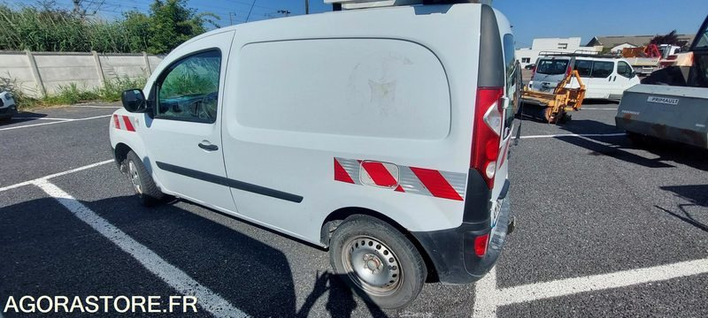 KANGOO AM-865-CK N°28 - Xe van nhỏ gọn: hình 2 KANGOO AM-865-CK N°28 - Xe van nhỏ gọn: hình 2