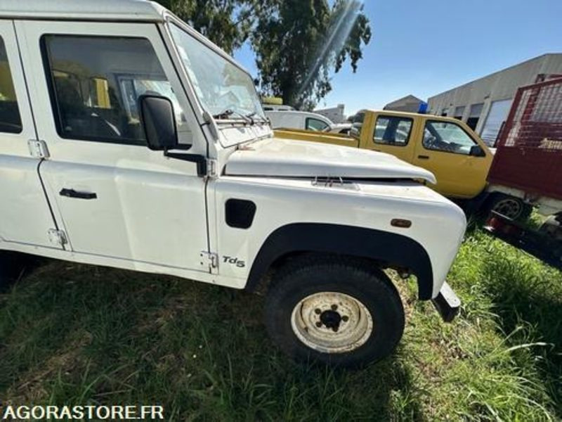 LAND ROVER DEFENDER - 2002 - 173989KM - 1158GY2B - Xe bán tải: hình 4 LAND ROVER DEFENDER - 2002 - 173989KM - 1158GY2B - Xe bán tải: hình 4