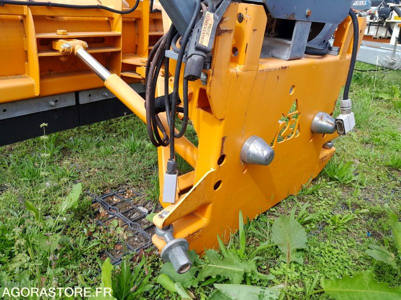 Lame à neige Europe Service Agilo25 (LN062) - Trang thiết bị vườn: hình 3 Lame à neige Europe Service Agilo25 (LN062) - Trang thiết bị vườn: hình 3