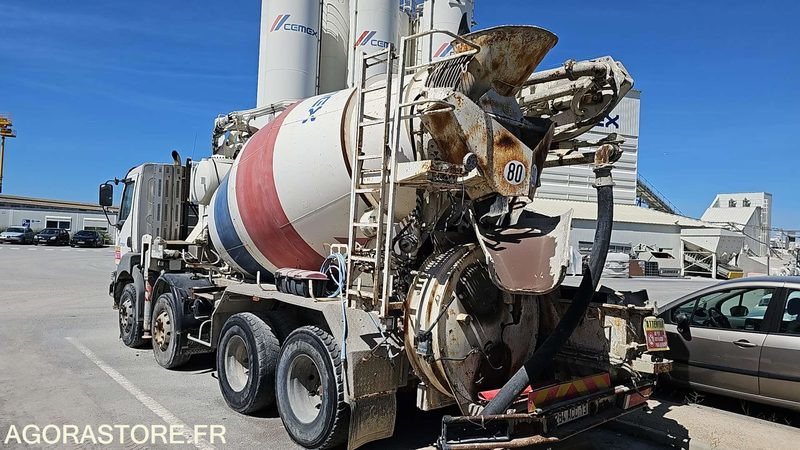 MALAXEUR POMPE A BETON RENAULT PREMIUM - 2004 / 346 794 KM - EXCLU EXPORT - Xe trộn bơm bê tông: hình 4 MALAXEUR POMPE A BETON RENAULT PREMIUM - 2004 / 346 794 KM - EXCLU EXPORT - Xe trộn bơm bê tông: hình 4