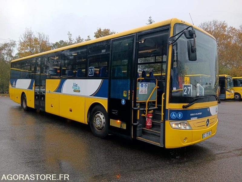 MERCEDES INTOURO N°083238 - Xe buýt trường học: hình 1 MERCEDES INTOURO N°083238 - Xe buýt trường học: hình 1