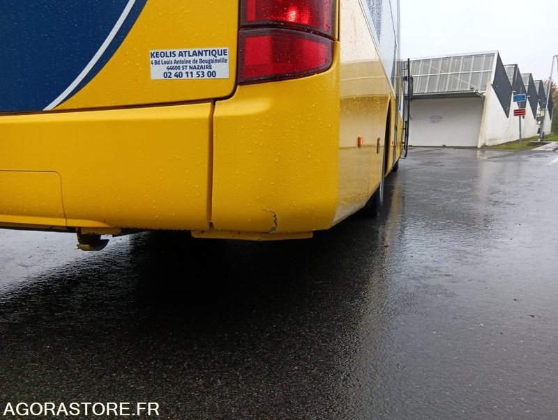 MERCEDES INTOURO N°093058 - Xe buýt trường học: hình 4 MERCEDES INTOURO N°093058 - Xe buýt trường học: hình 4