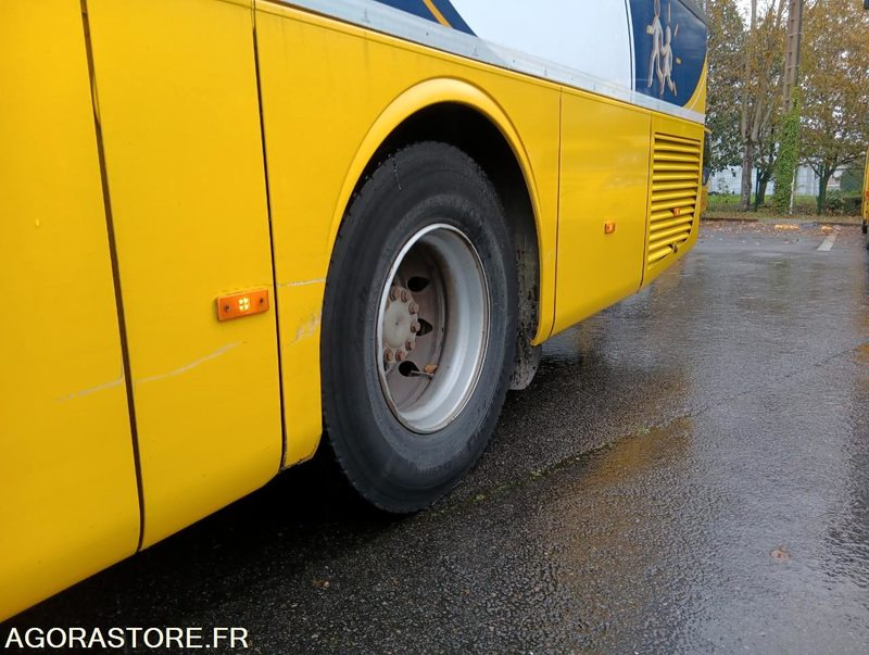 MERCEDES INTOURO N°093058 - Xe buýt trường học: hình 3 MERCEDES INTOURO N°093058 - Xe buýt trường học: hình 3