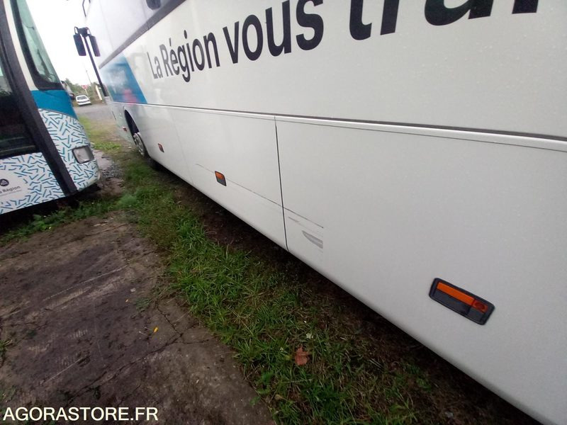 MERCEDES INTOURO N°093327 - Xe buýt trường học: hình 4 MERCEDES INTOURO N°093327 - Xe buýt trường học: hình 4