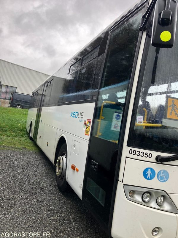 MERCEDES INTOURO N°093350 - Xe buýt trường học: hình 2 MERCEDES INTOURO N°093350 - Xe buýt trường học: hình 2