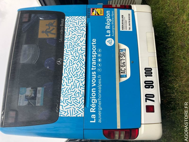 MERCEDES INTOURO N°093359 - Xe buýt trường học: hình 4 MERCEDES INTOURO N°093359 - Xe buýt trường học: hình 4