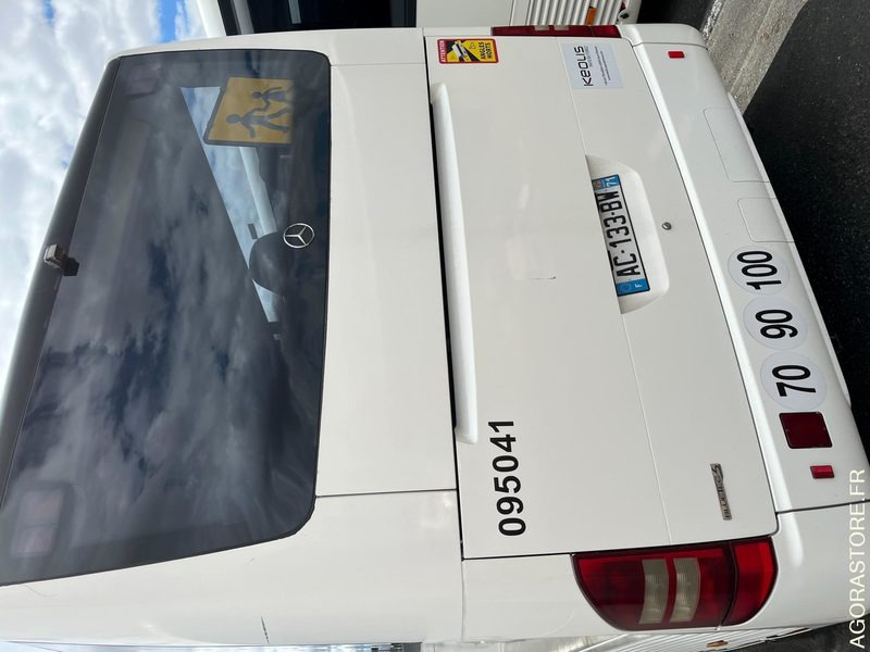 MERCEDES INTOURO N°095041 - Xe buýt trường học: hình 3 MERCEDES INTOURO N°095041 - Xe buýt trường học: hình 3