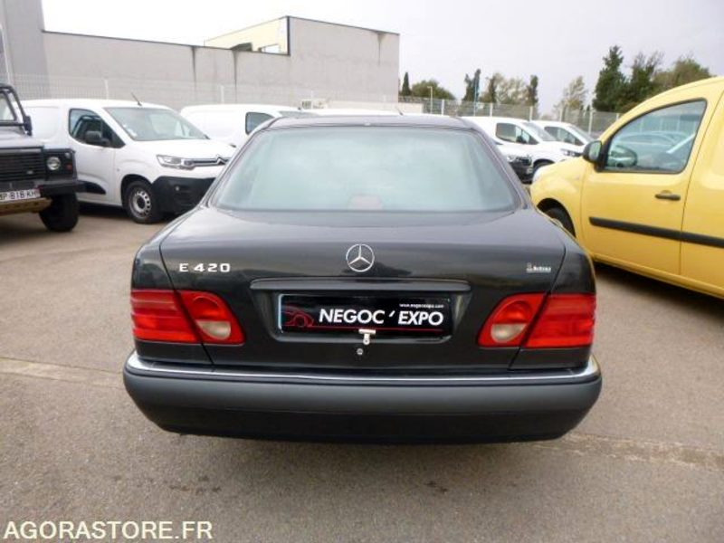 Xe hơi MERCEDES classe E 420 v8 W210 - 1996 - immatriculation espagnole vente pour pro: hình 7