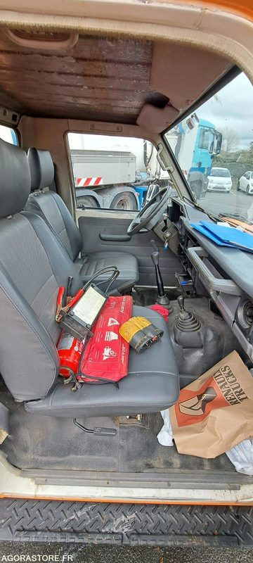 MINI COMBINE RIVARD/TOYOTA 2002 DW724WF (VENTE UNIQUEMENT EXPORT) - SUV: hình 2 MINI COMBINE RIVARD/TOYOTA 2002 DW724WF (VENTE UNIQUEMENT EXPORT) - SUV: hình 2
