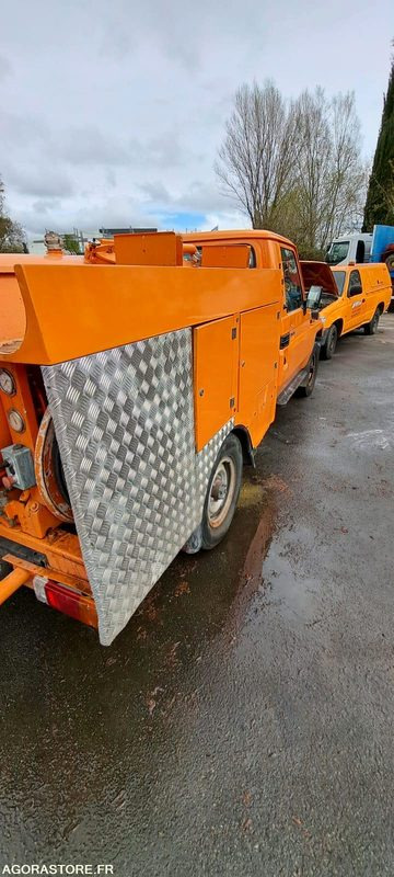 MINI COMBINE RIVARD/TOYOTA 2002 DW724WF (VENTE UNIQUEMENT EXPORT) - SUV: hình 4 MINI COMBINE RIVARD/TOYOTA 2002 DW724WF (VENTE UNIQUEMENT EXPORT) - SUV: hình 4