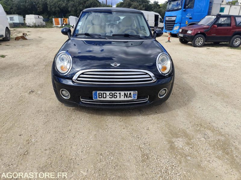 MINI COOPER 1.6 120CV - 2006 - 170500KMS - Xe hơi: hình 2 MINI COOPER 1.6 120CV - 2006 - 170500KMS - Xe hơi: hình 2