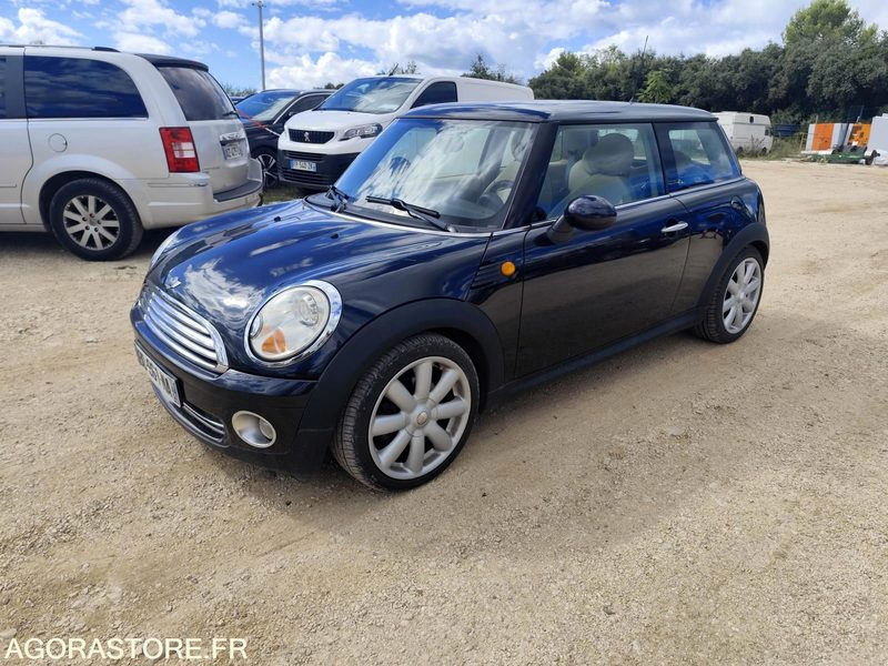 MINI COOPER 1.6 120CV - 2006 - 170500KMS - Xe hơi: hình 1 MINI COOPER 1.6 120CV - 2006 - 170500KMS - Xe hơi: hình 1