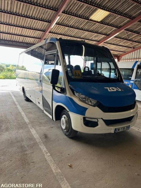 MINICARS IVECO BUS DAILY TOURYS 25396 MEC 2017 KM 277000 EN-178-ZE - Xe bus mini, Xe van chở khách: hình 2 MINICARS IVECO BUS DAILY TOURYS 25396 MEC 2017 KM 277000 EN-178-ZE - Xe bus mini, Xe van chở khách: hình 2