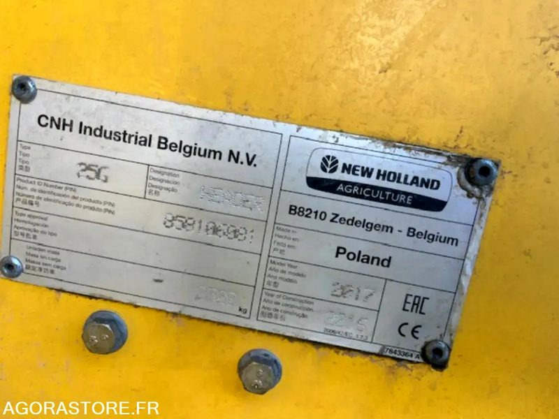 Máy móc nông nghiệp MOISSONNEUSE BATTEUSE NEW HOLLAND CR 8.80 - 2017 / 1847 HEURES: hình 19 Máy móc nông nghiệp MOISSONNEUSE BATTEUSE NEW HOLLAND CR 8.80 - 2017 / 1847 HEURES: hình 19