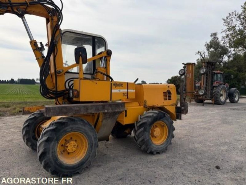 Mecalac 11CX - Máy xúc: hình 3 Mecalac 11CX - Máy xúc: hình 3