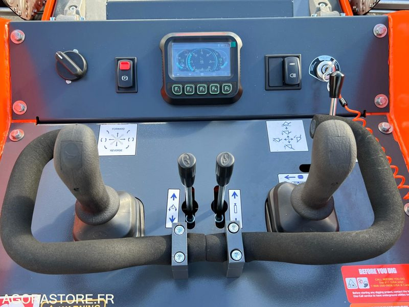 Mini chargeuse a chenilles 48cv - 2023 - Máy xúc lật mini bánh xích: hình 4 Mini chargeuse a chenilles 48cv - 2023 - Máy xúc lật mini bánh xích: hình 4